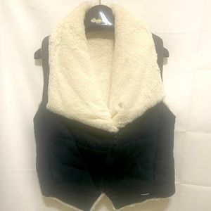 Womens Calvin Klein Vest jacket Very nice Size L